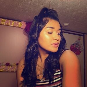 Meet your Posher, Ximena